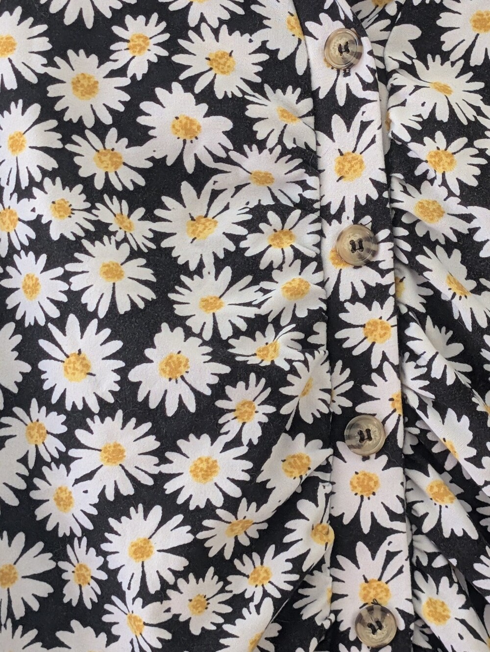 Daisy Print Short Sleeve Button-Up Top - Black & White